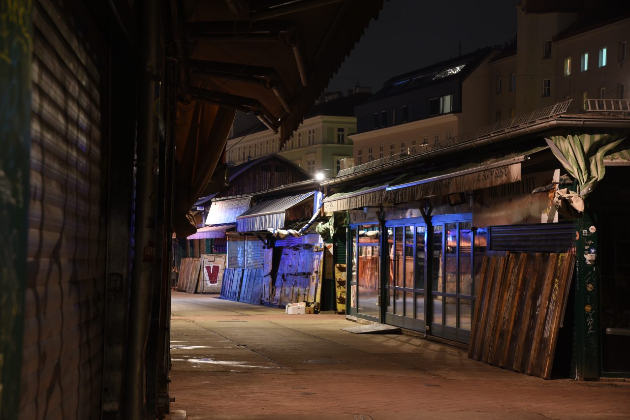 Nightlife I – Архитектура