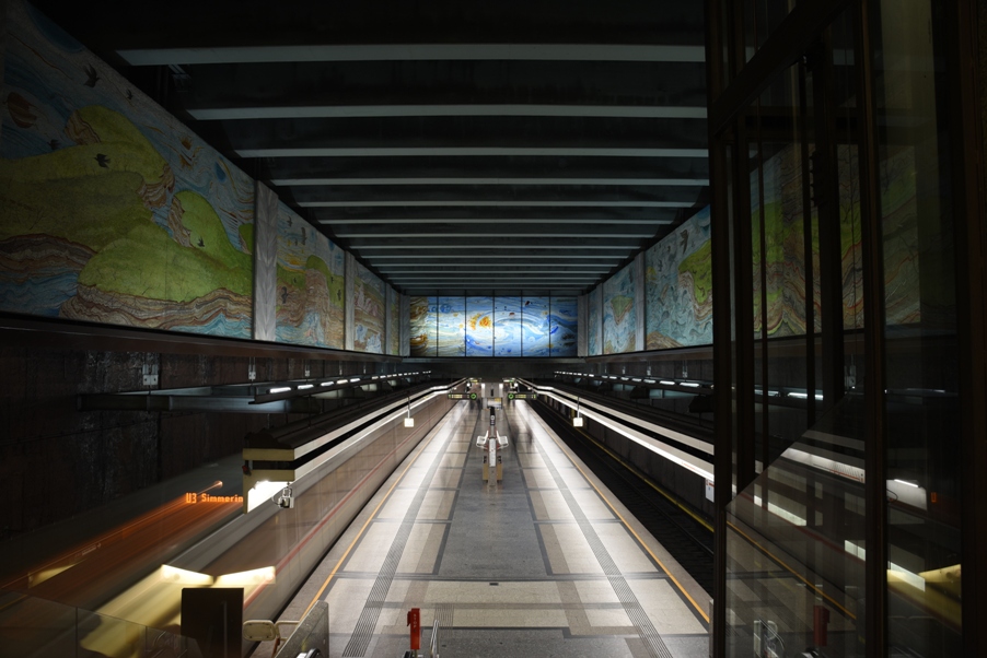 Metrostation VII – На улице