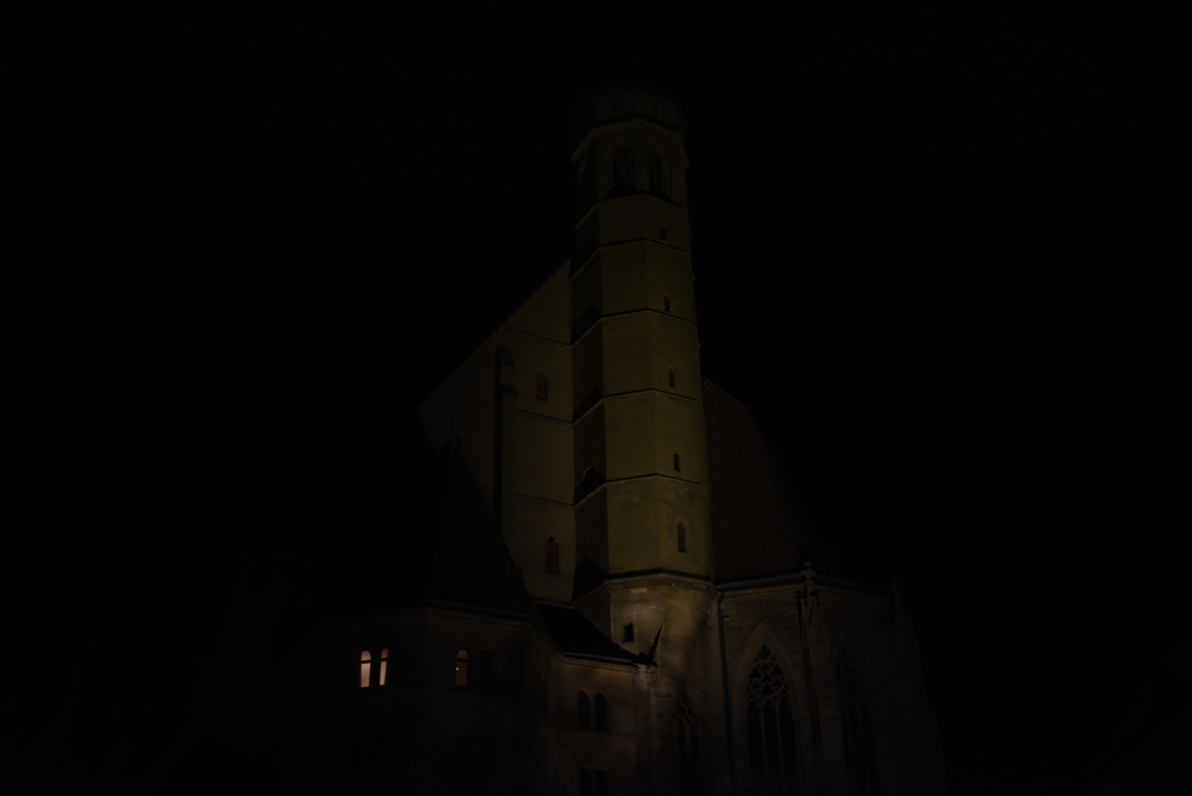 Night prayer – Архитектура