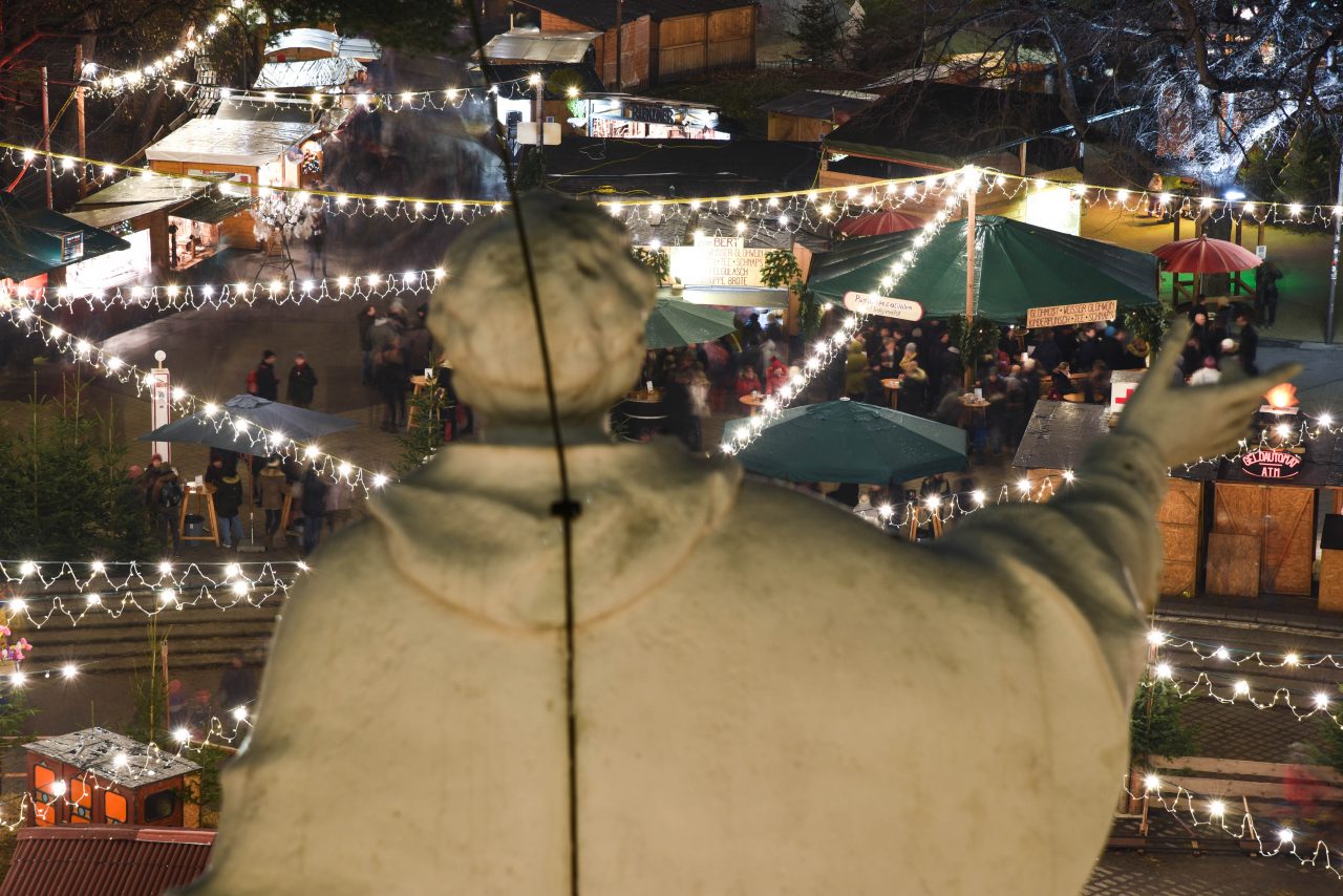 Christmas market III – На улице