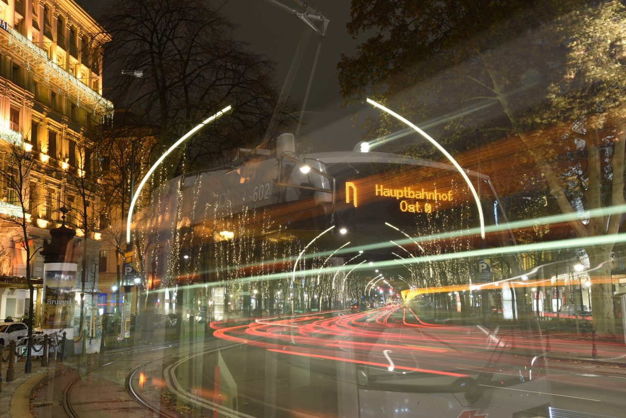 Vienna Ring Road II – На улице