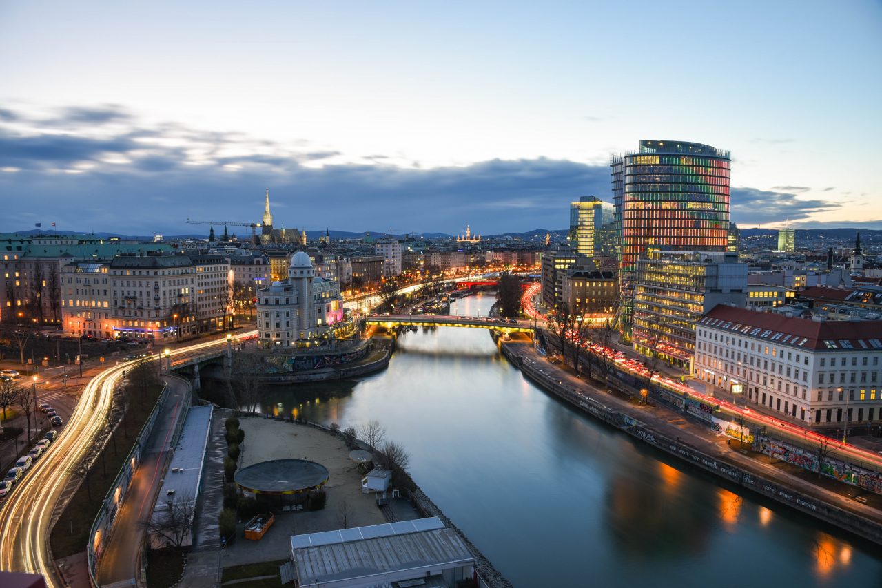 Night view III – На улице