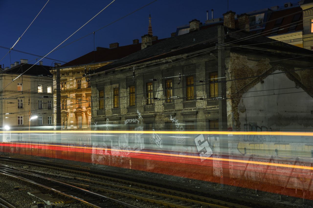 Night traffic II – На улице